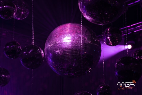 Mise en lumière et décoration d'un événement disco pour Lidl